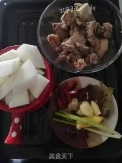 Make A red duck with radish step 2