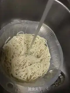 Make Quick-hand noodles step 0