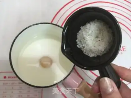 Make Flamingo ice cream step 2