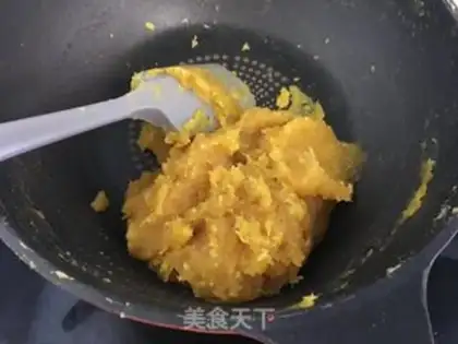 Make Cherry blossoms for tea and pineapple step 4