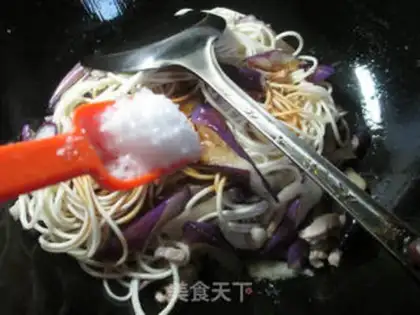 Make Spaghetti noodles step 4