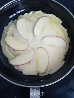 Make Apple pancakes step 9