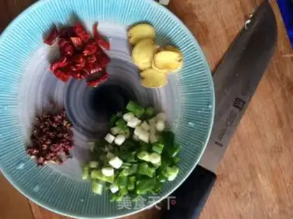Make Red-burned fish step 1
