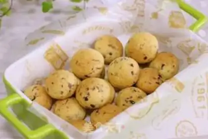 Make Cranberry coconut step 12