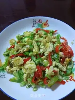 Make Fried eggs step 4