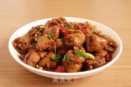 Make Dry pot spicy fatty sausage step 11