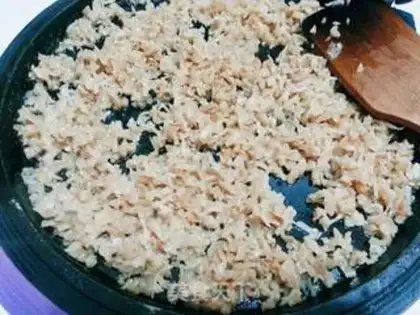 Make Roach and fried eggs step 8