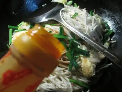 Make Dollipop egg noodles step 9