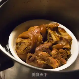 Make Pork elbow fairy step 6