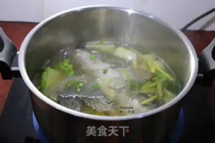 Make Watermelon fish soup step 5