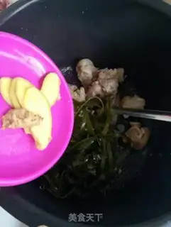 Make Sea hog hoof soup step 6