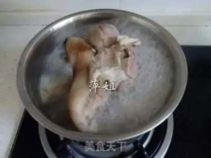 Make Spicy pig hoof step 3