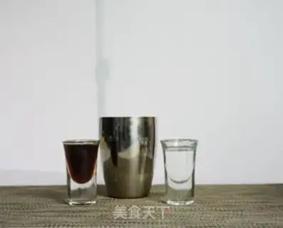 Make Lemon iced tea step 1