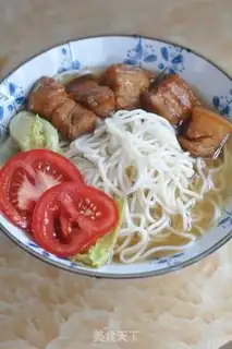 Make Five flowers with spicy noodles step 8