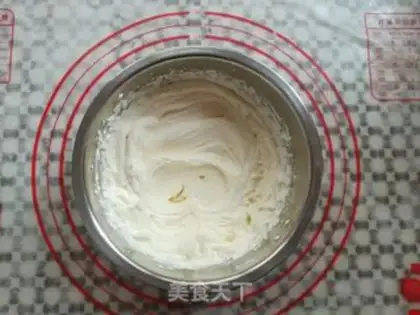 Make Strawberry Cake Box step 19