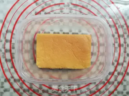 Make Strawberry Cake Box step 21