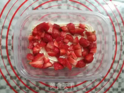Make Strawberry Cake Box step 23