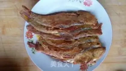 Make Fried salted fish step 4