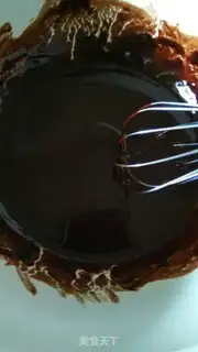 Make Melvin chocolate cake step 1