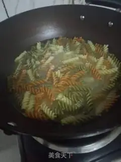 Make Spicy carrot ham and pasta step 2