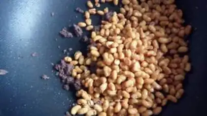 Make Shrimp soybeans step 6