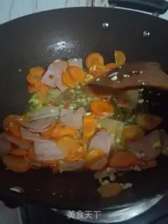 Make Spicy carrot ham and pasta step 4