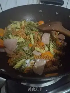 Make Spicy carrot ham and pasta step 5
