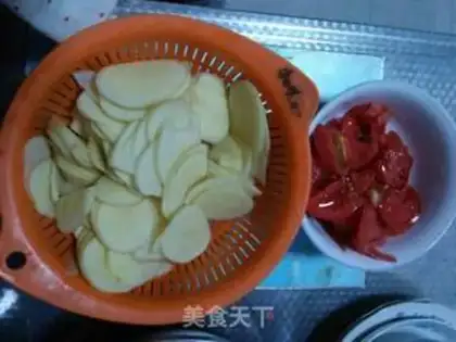 Make Tomato chips step 1
