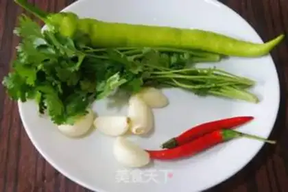 Make Spicy root powder step 0