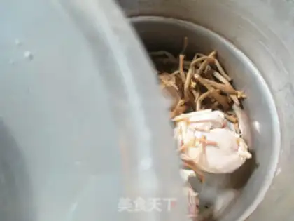 Make Chicken leg soup step 2
