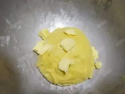 Make One fermented, super soft toast step 4