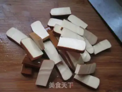 Make Eggs and cheese step 1