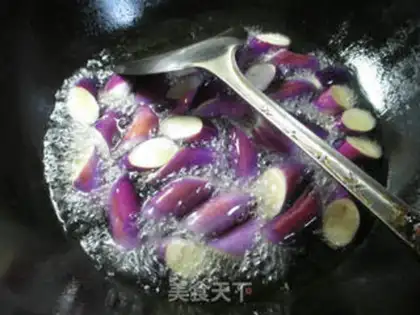 Make Eggs and cheese step 2
