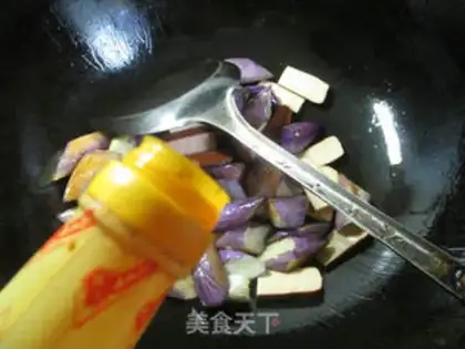 Make Eggs and cheese step 4