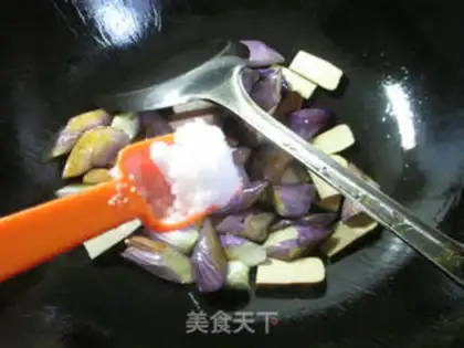 Make Eggs and cheese step 5