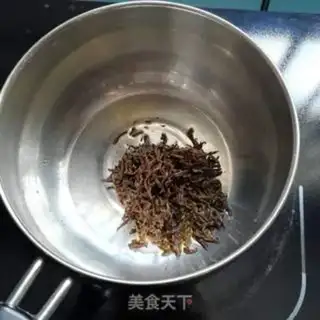Make Homemade tea and milk step 3