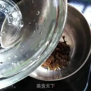 Make Homemade tea and milk step 4