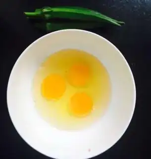 Make Autumn steamed eggs step 0