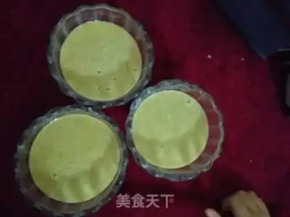 Make Three-colour banana pudding step 2