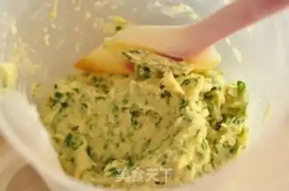 Make Onion cookies step 6