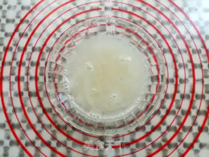 Make Red sugar ice powder step 2