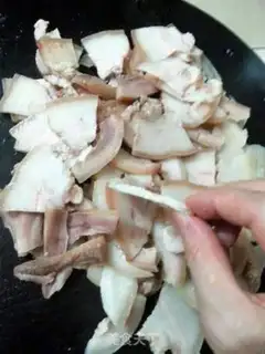 Make Pickles and pork step 4