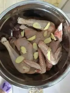 Make Hershey Chicken step 1