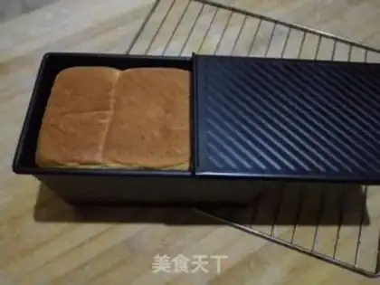 Make Black-sesame cream toast step 8