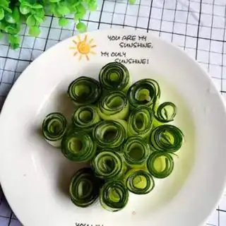 Make Cream cucumber rolls step 3