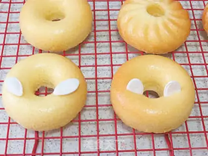 Make Chocolate doughnuts step 11