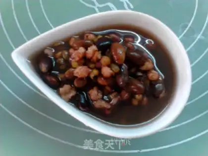 Make Three beans of rice congee step 8