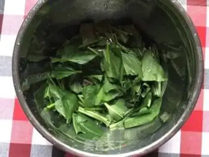 Make A spinach green twilight cake step 0