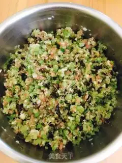 Make Celery pork dumplings step 9