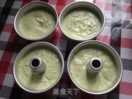 Make A spinach green twilight cake step 11